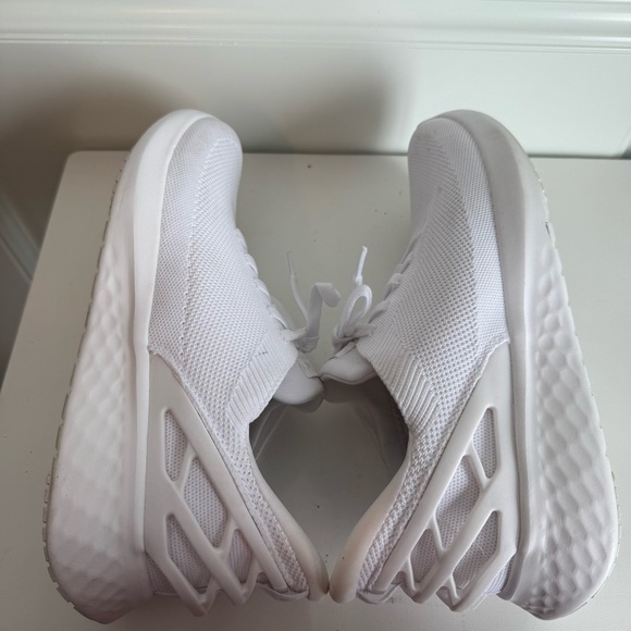 KIZIK Athens Athletic Running Shoes Women’s 10.5 Mens 9 Slip On Laced Hands Free - Picture 8 of 10